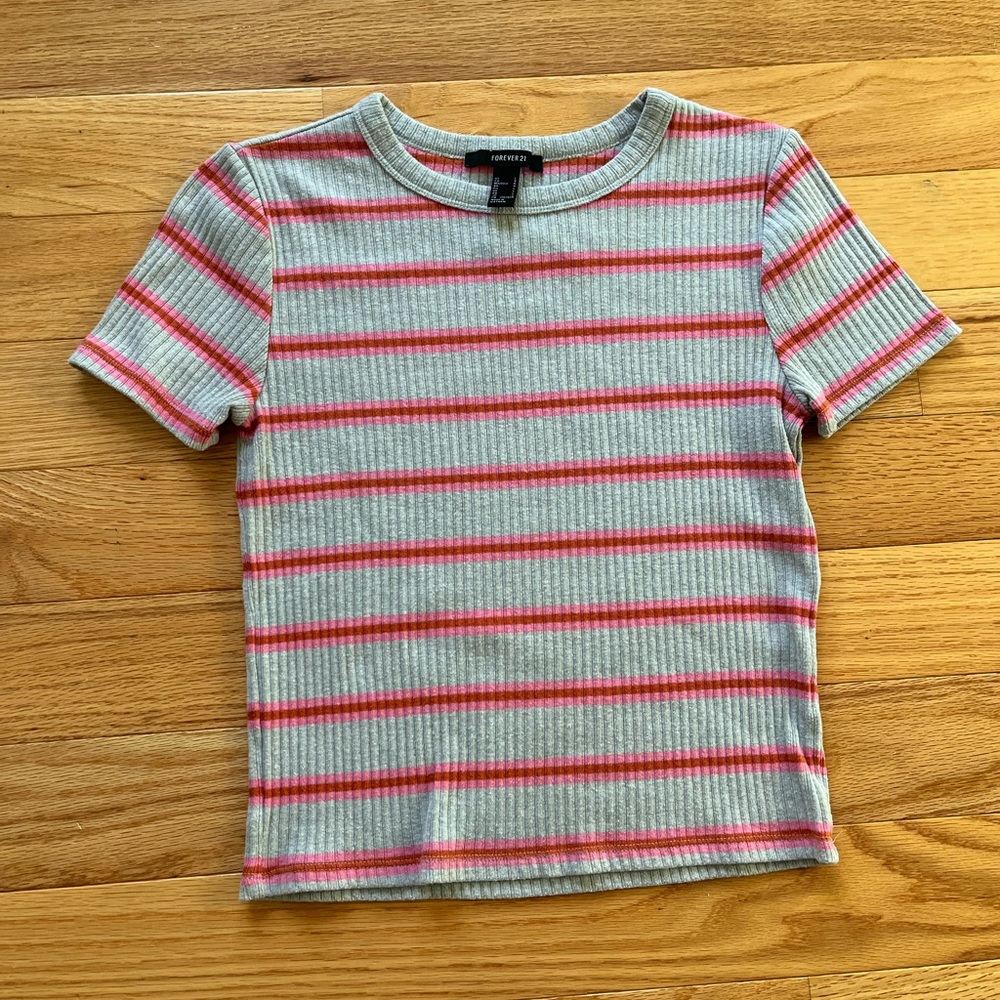 Women’s Forever 21 Shortsleeved Top